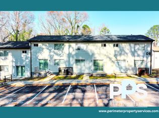 390 W Lake Ave NW #C10, Atlanta, GA 30318