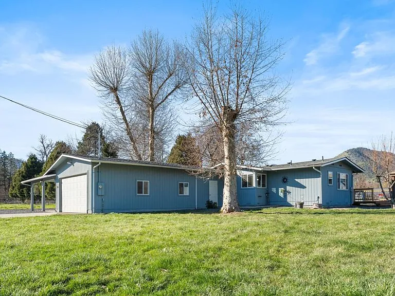 255 Foots Creek Rd — Photo 22