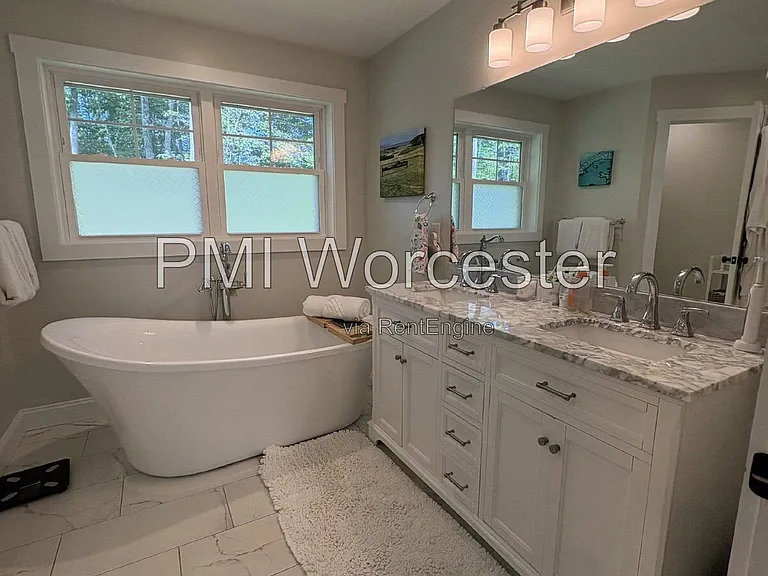 18 Lake Ave — Photo 7