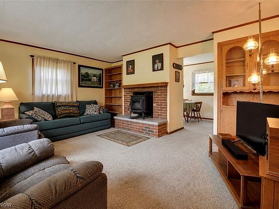 4th image of 5641 Harwalk Rd NW
