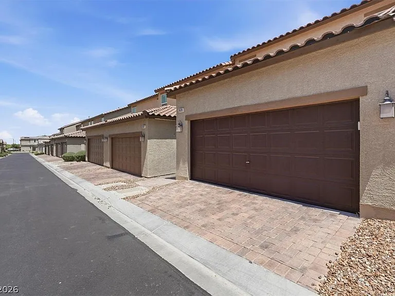 2879 Cabrillo Terrace St — Photo 19
