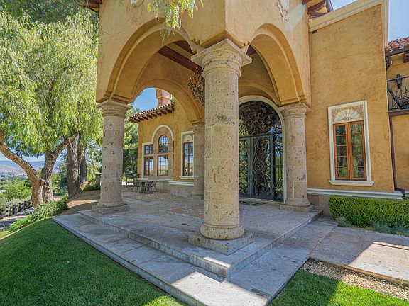5th image of 16034 Placerita Canyon Rd