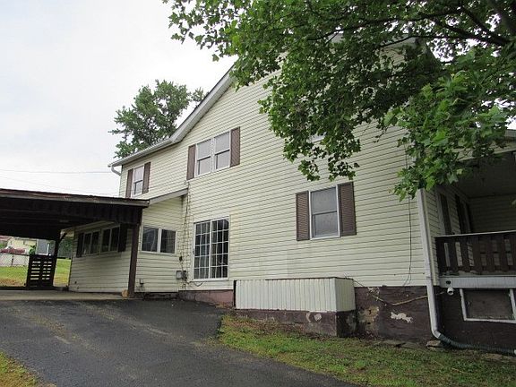 2nd image of 1013 W Front St