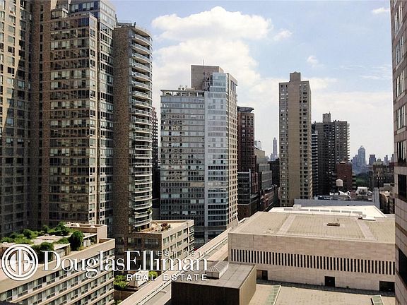 4th image of 160 W 66th St APT 18G