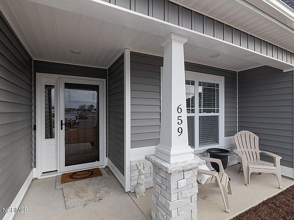 4th image of 659 Norberry Drive