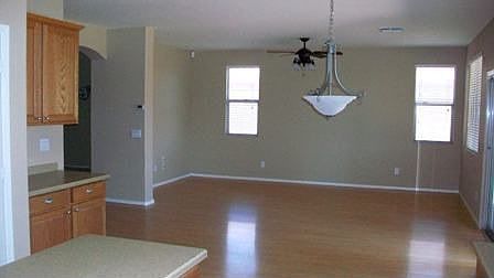 5th image of 721 W Jersey Way