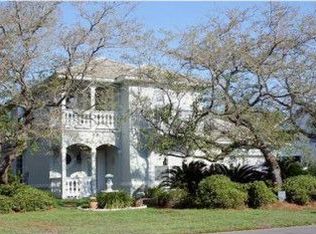 161 Lake Pointe Dr, Santa Rosa Beach, FL 32459