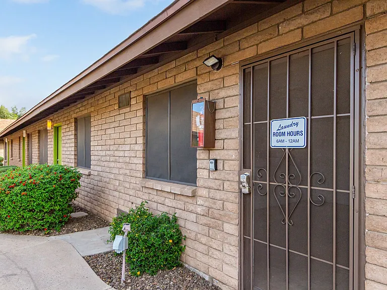 Garden-Style Living in Arcadia Lite | Move-In Specials Available — Photo 23