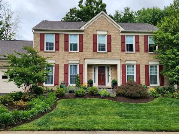 13805 S Springs Dr, Clifton, VA 20124