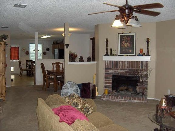 3rd image of 1516 Fieldstone Dr