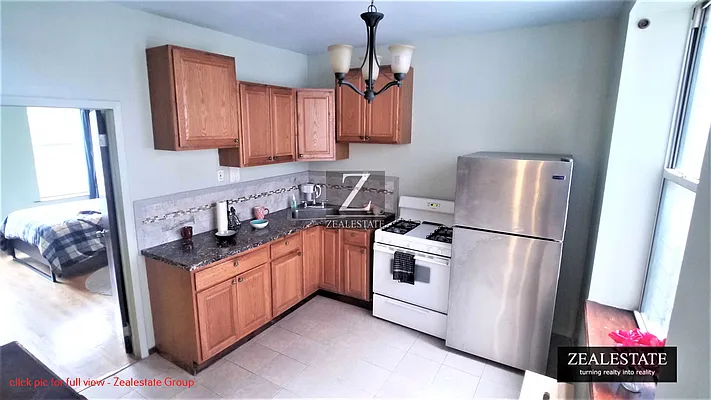 Rented by ZealEstate Group Inc | media 22