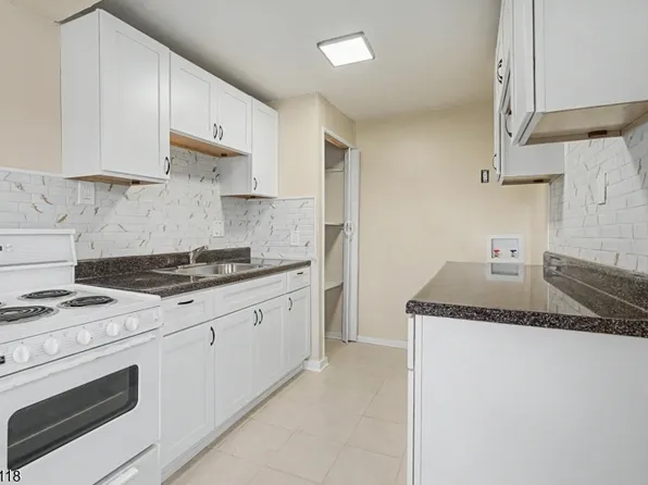 10 Berton Rd, Boonton Twp., NJ 07005