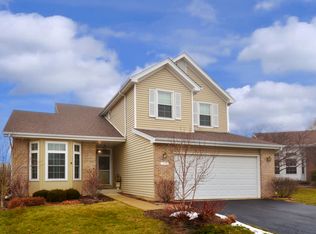 835 Chelsea Ct, Aurora, IL 60504