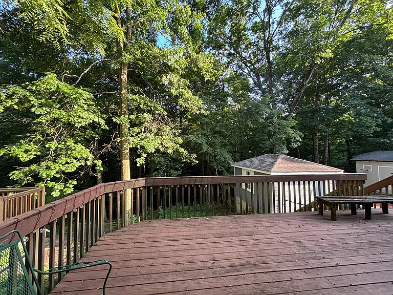 3805 Ault Park Ave — Photo 26