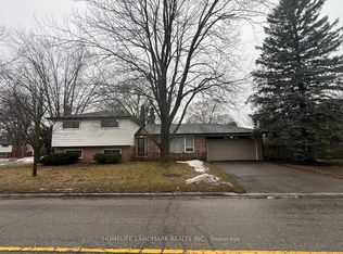 12 Pratt Cir, Markham, ON L3R1Y2