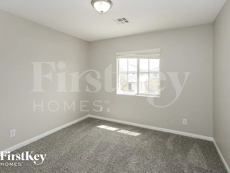 4032 Villa Serena Ln — Photo 10