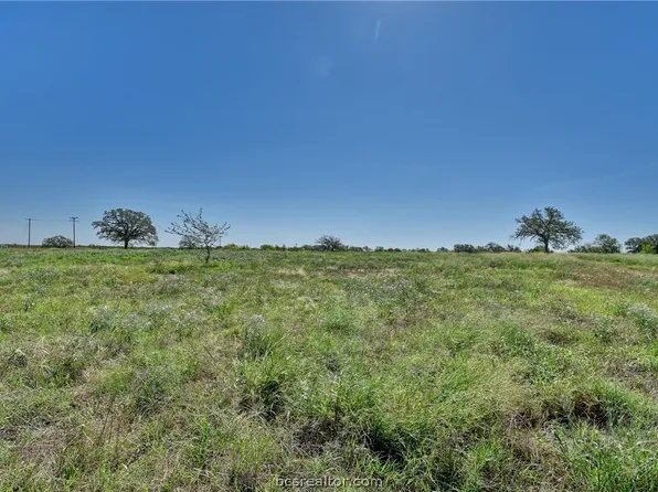 137 Sunny Bay, Red Rock, TX 78662