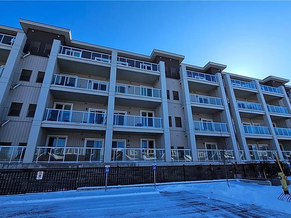 5th image of 5 Spooner Cres #314