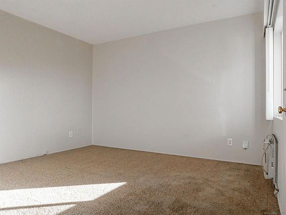 5th image of 4869 Pine St APT B