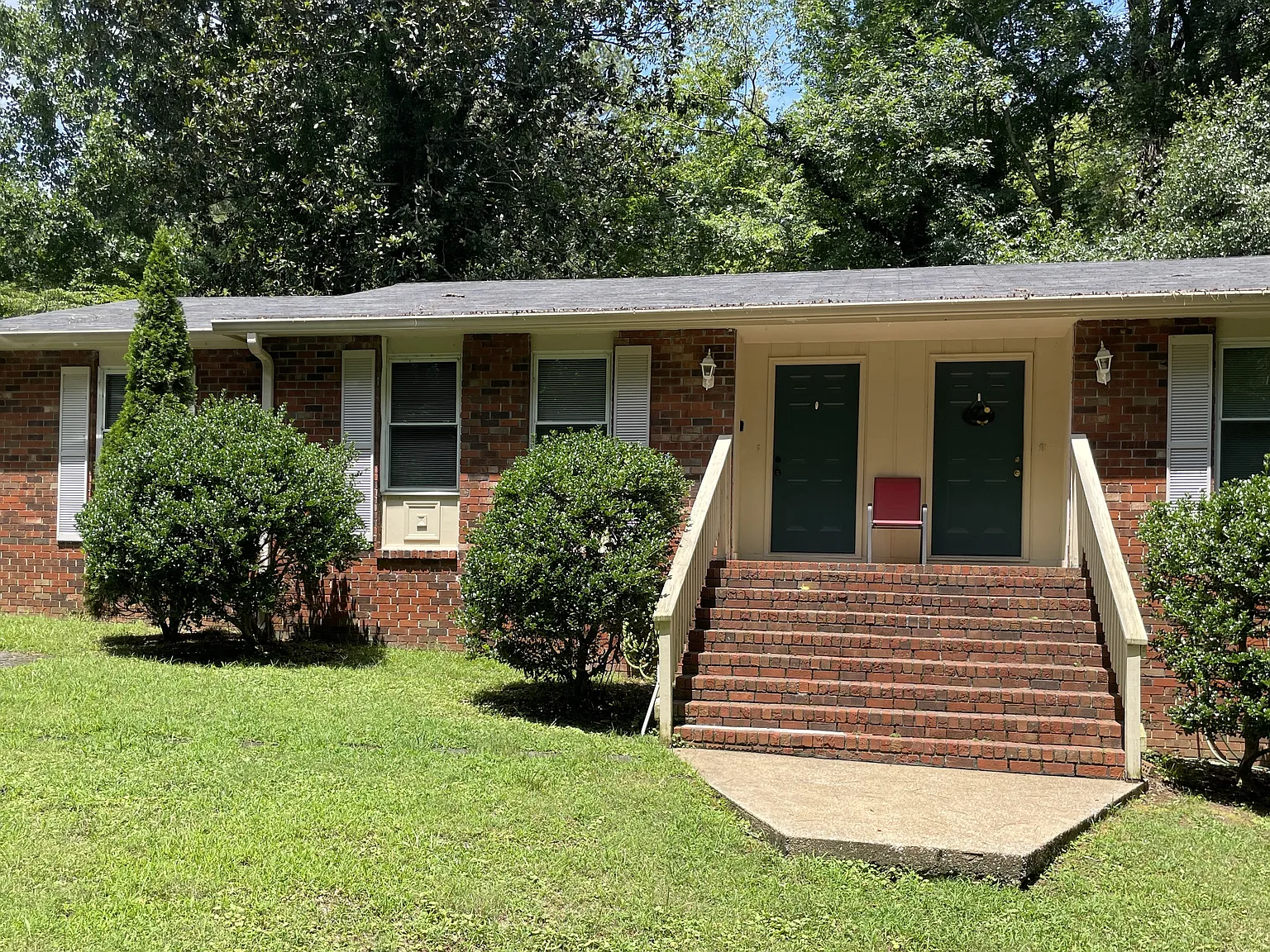 2 bed, 1010 sqft, $950 — Photo 1