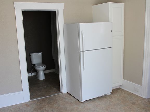 4th image of 2703 N 9th St APT 2