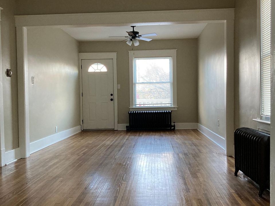 1st image of 3005 Niagara St