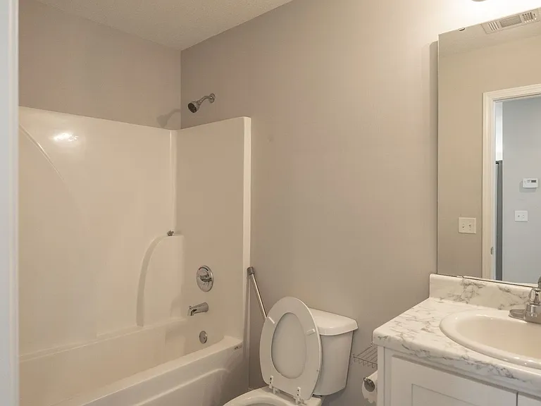 7020 White Pine Ave — Photo 10
