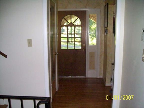 2nd image of 4797 Matterhorn Dr