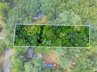 44 Ezra St, North Haven, CT 06473