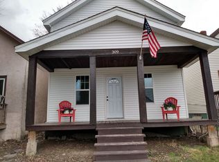309 3rd St, Nashwauk, MN 55769