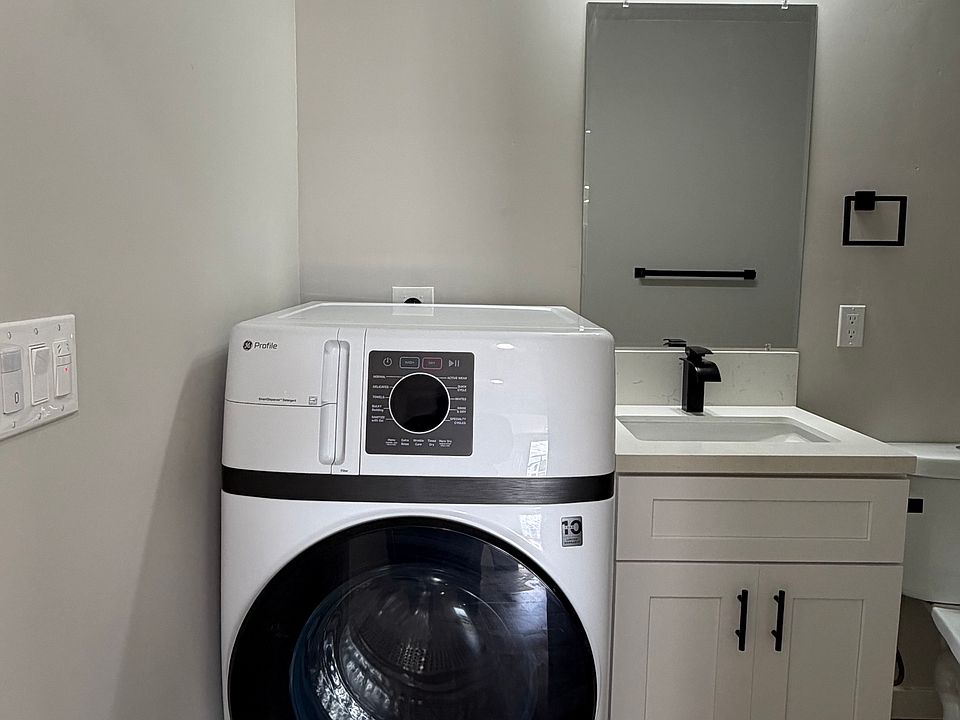1st image of 303-322 W Olive St #2767