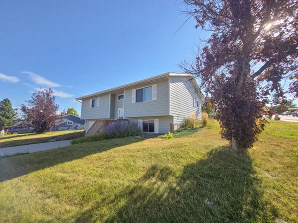 2404 Elk Rd, Sturgis, SD 57785