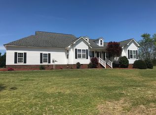 121 Blackberry Creek Dr, Willow Spring, NC 27592