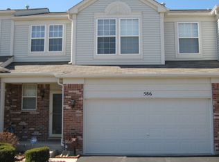 586 Woods Creek Ln, Algonquin, IL 60102