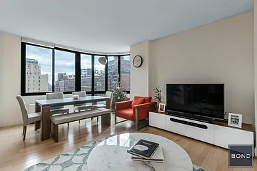Rented by Bond New York
