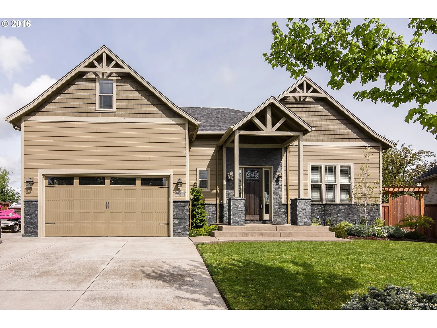 319 Lenore Loop photo 1