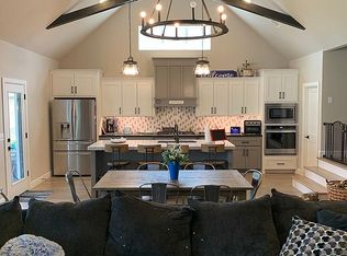 13715 S 28th St, Bixby, OK 74008