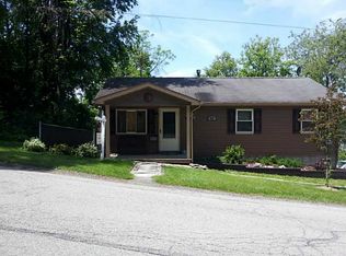 928 Hillcrest Dr #8-WD, Greensburg, PA 15601
