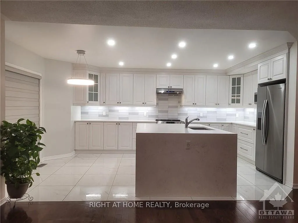 5 bed, $3,600 — Photo 4