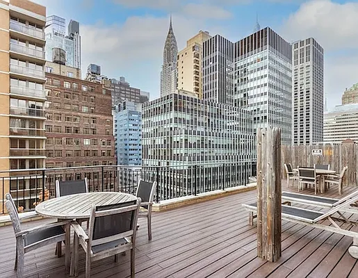 Rented by ROYAL REALTY 2003 Corp | media 2