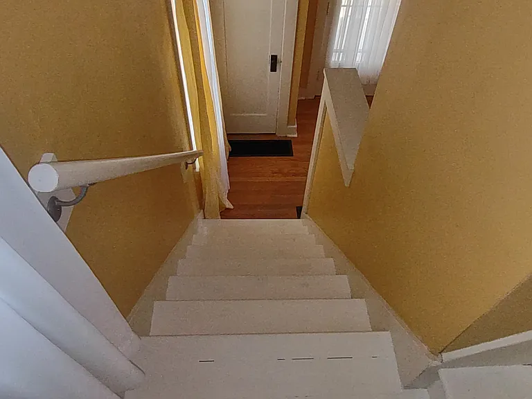 220 Monteray Ave — Photo 14