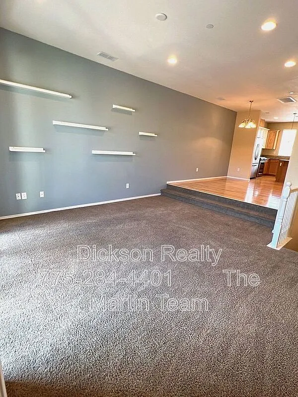 2 bed, 2.0 bath, 1476 sqft, $2,250 — Photo 2