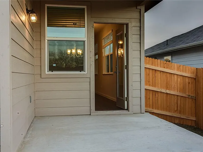 309 Naset Dr — Photo 29