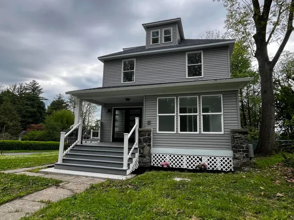 145 Prospect St, East Stroudsburg, PA 18301