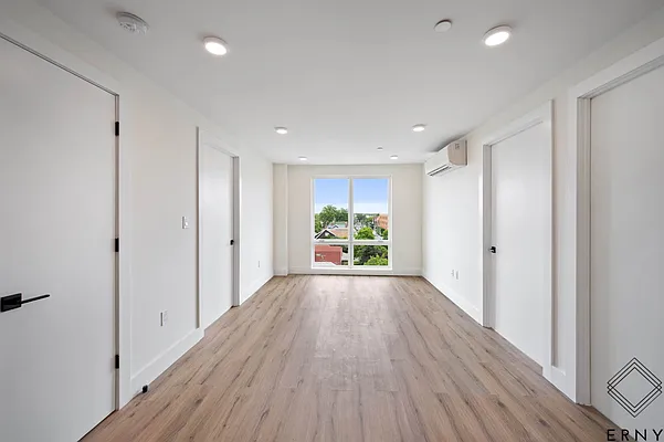 Rented by ERNY LLC | media 3