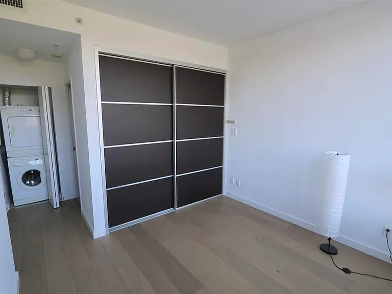 8080 Cambie Rd — Photo 3