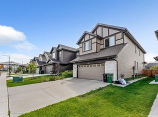2224 55th St SW, Edmonton, AB T6X 2H9