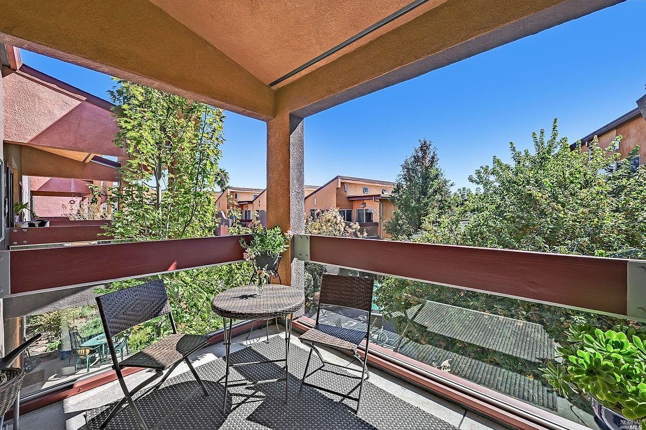 1350 Yulupa Ave APT B, Santa Rosa, CA 95405 Zillow