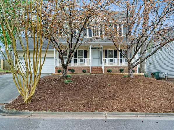 106 Catherwood Pl, Cary, NC 27518
