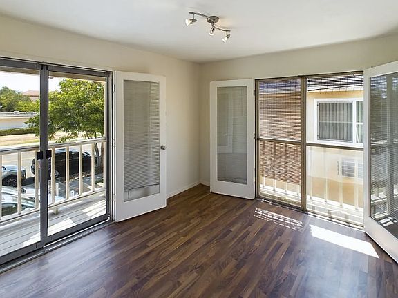 5th image of 4338 Campus Ave APT 5
